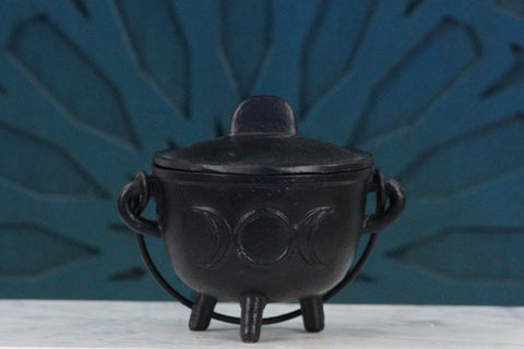 Moon Cauldron with Lid